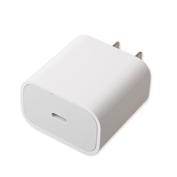 18W Type-C Quick Charge Wall Charger for iPhone 11 to 14 Series/ SE (2020)/ iPad (High Quality) - White